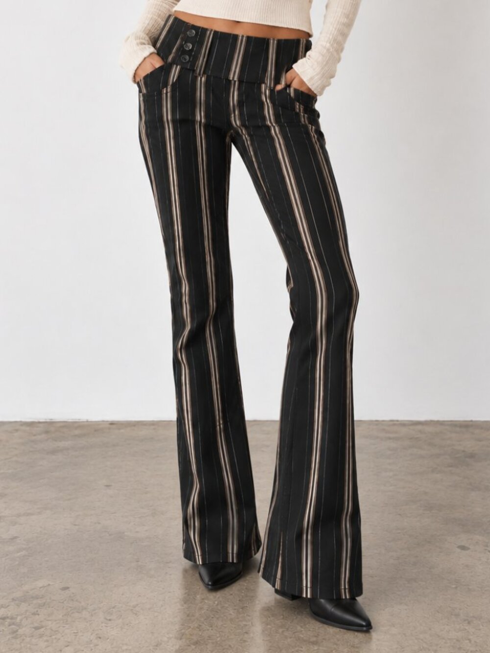 URBAN OUTFITTERS Marcella Black Striped Boot Cut Flare Retro Pant Size 0 NWT